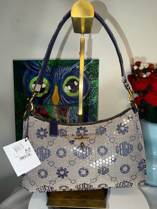 Kurt Geiger Handbags - Kurt Geiger London Highgate Shoulder Bag
NWT